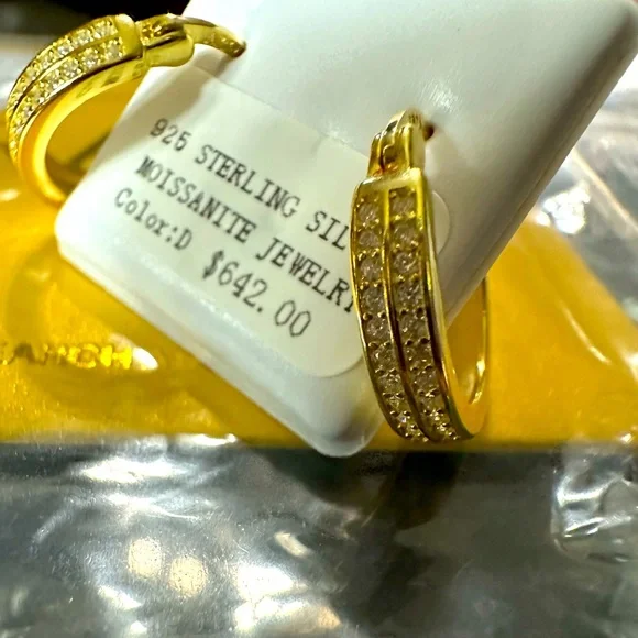 Moissanite 14k Gold over 925 sterling hoop Earrings .4ct - Picture 4 of 5